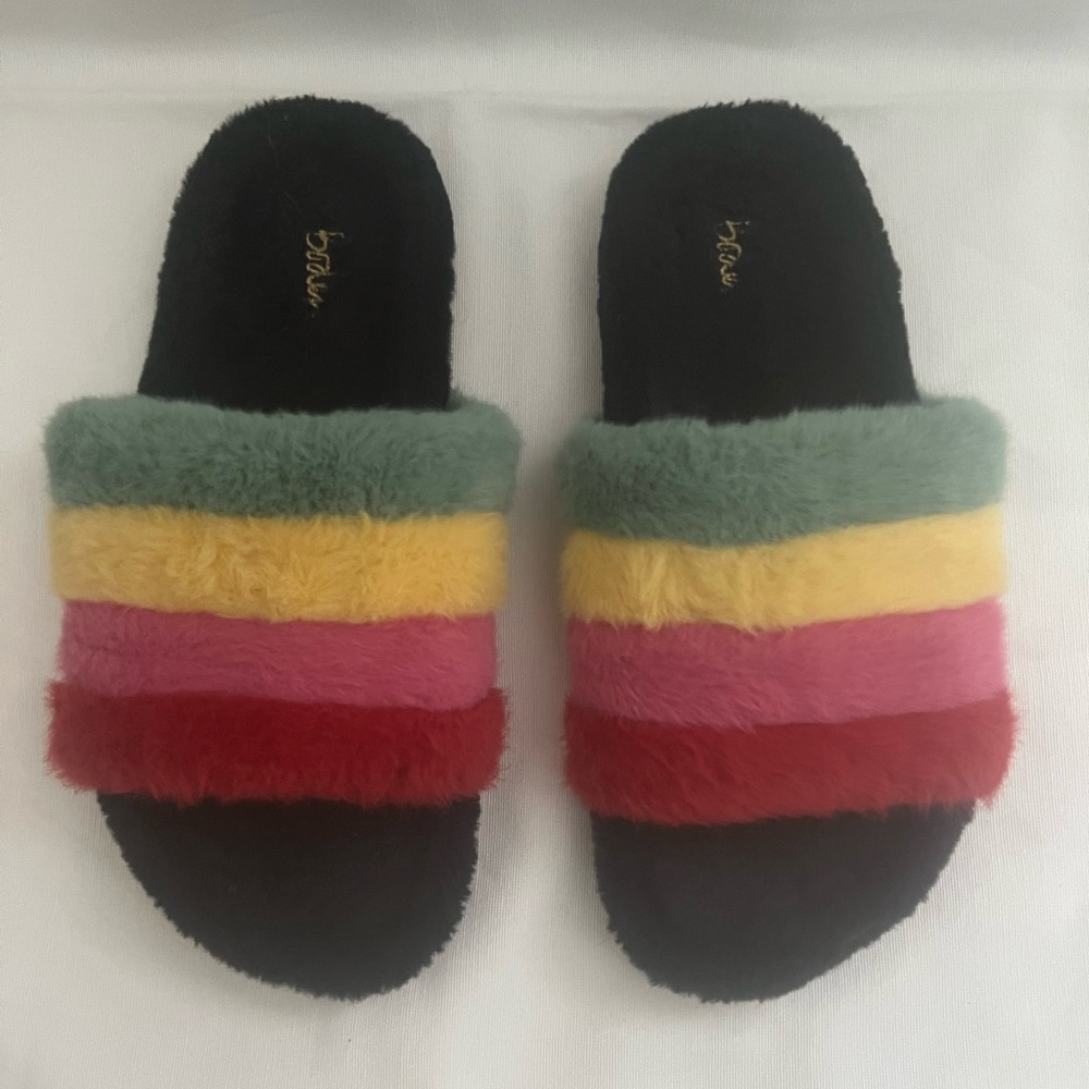 Boden Women's Stripe Faux Fur Slippers - size 6-7